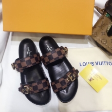 Louis Vuitton Slippers